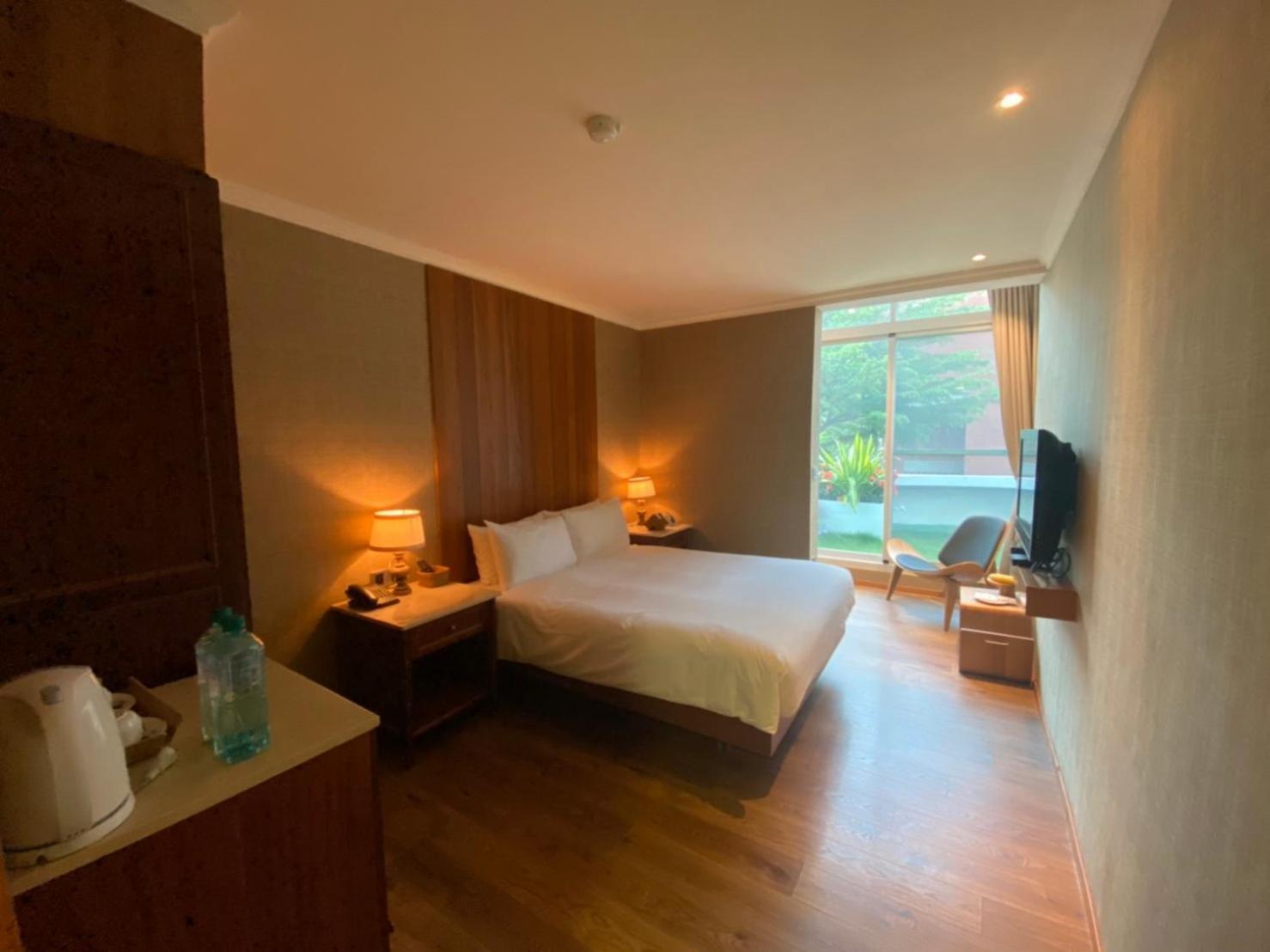 Sunset Beach Resort Kaohsiung Bagian luar foto