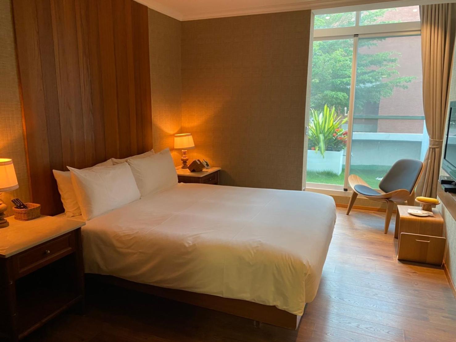 Sunset Beach Resort Kaohsiung Bagian luar foto