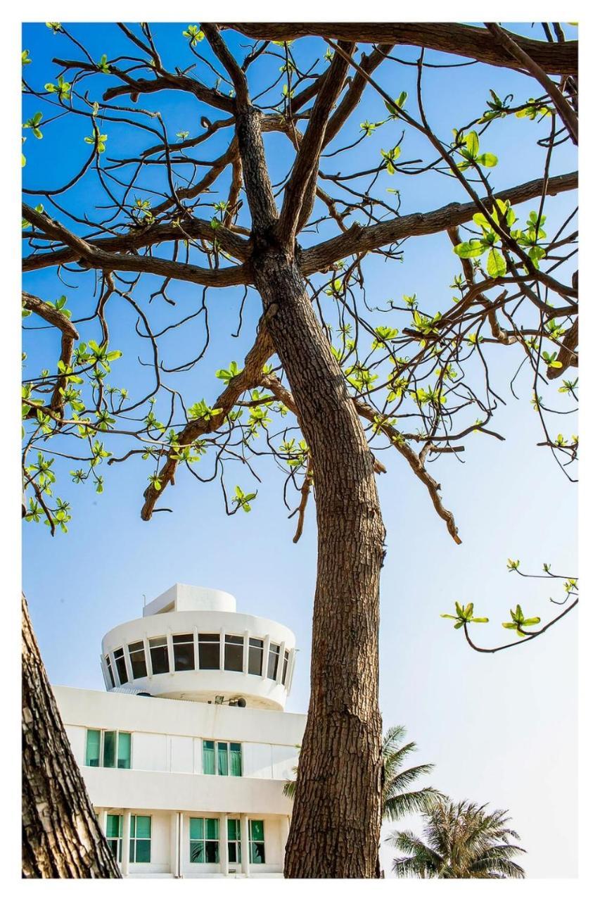 Sunset Beach Resort Kaohsiung Bagian luar foto